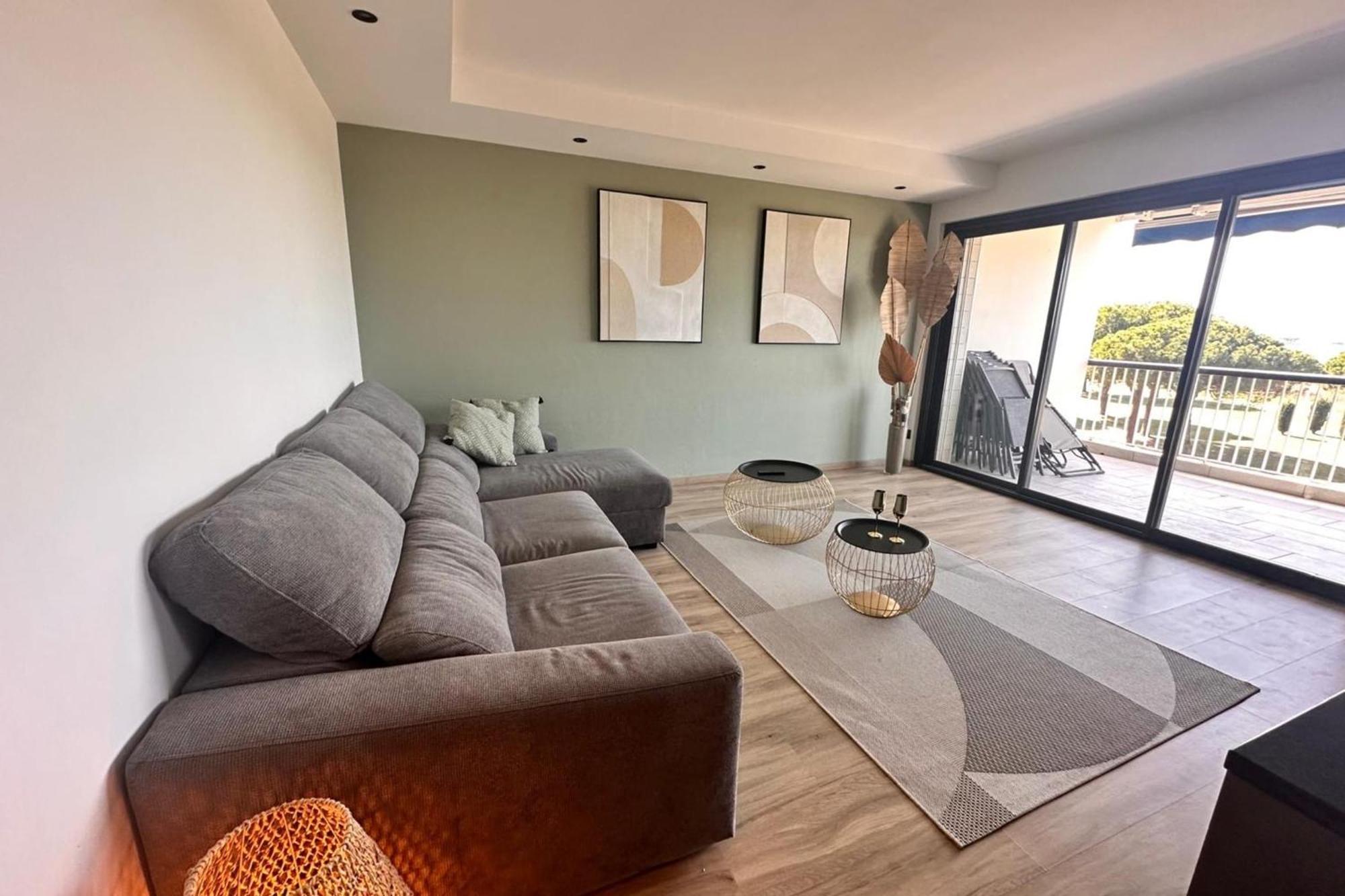 Le Mistral Appartement Standing Avec Vue Mer Exceptionnelle En 1Ere Ligne ル・グロー・デュ・ロワ エクステリア 写真