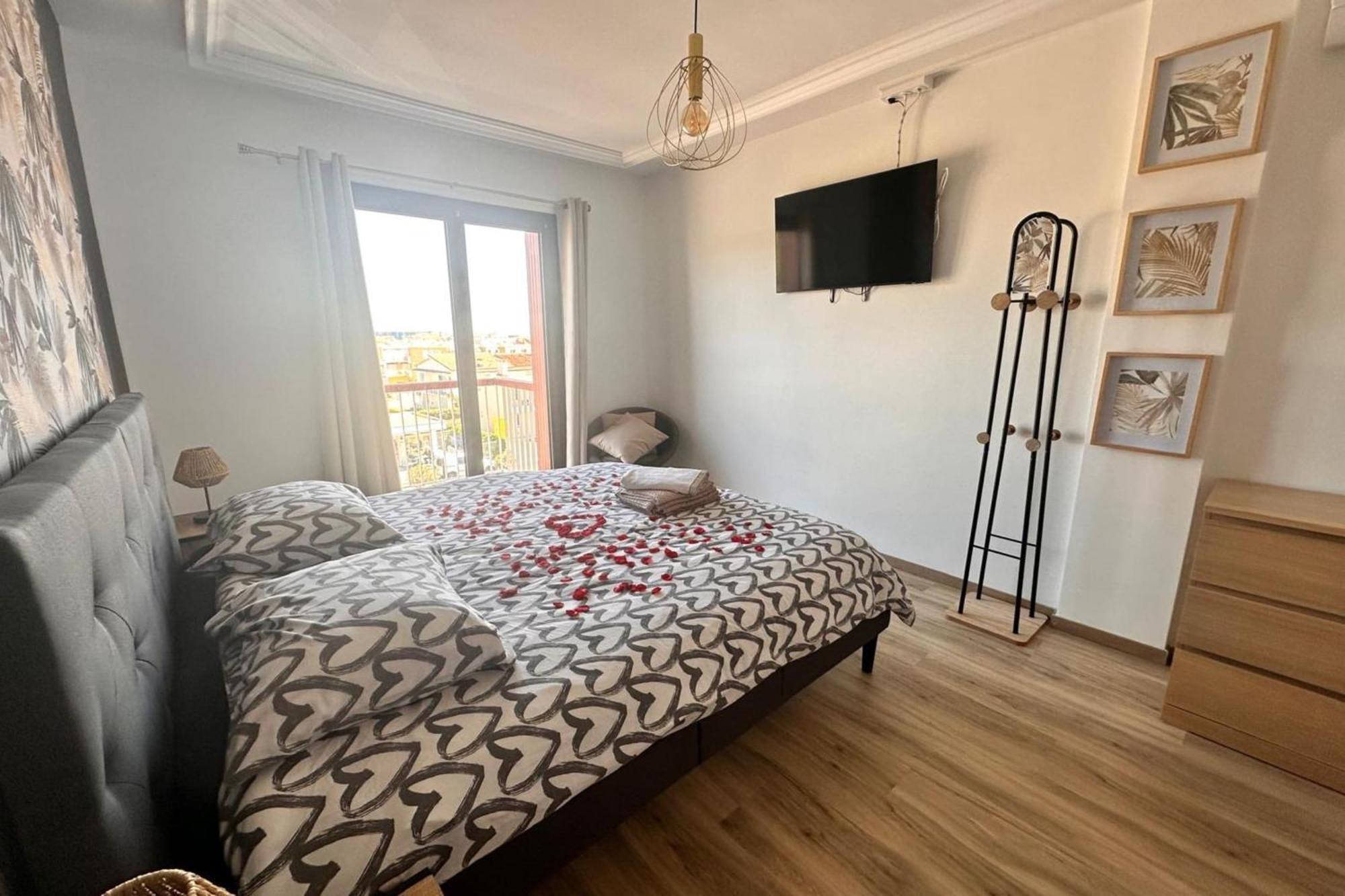 Le Mistral Appartement Standing Avec Vue Mer Exceptionnelle En 1Ere Ligne ル・グロー・デュ・ロワ エクステリア 写真