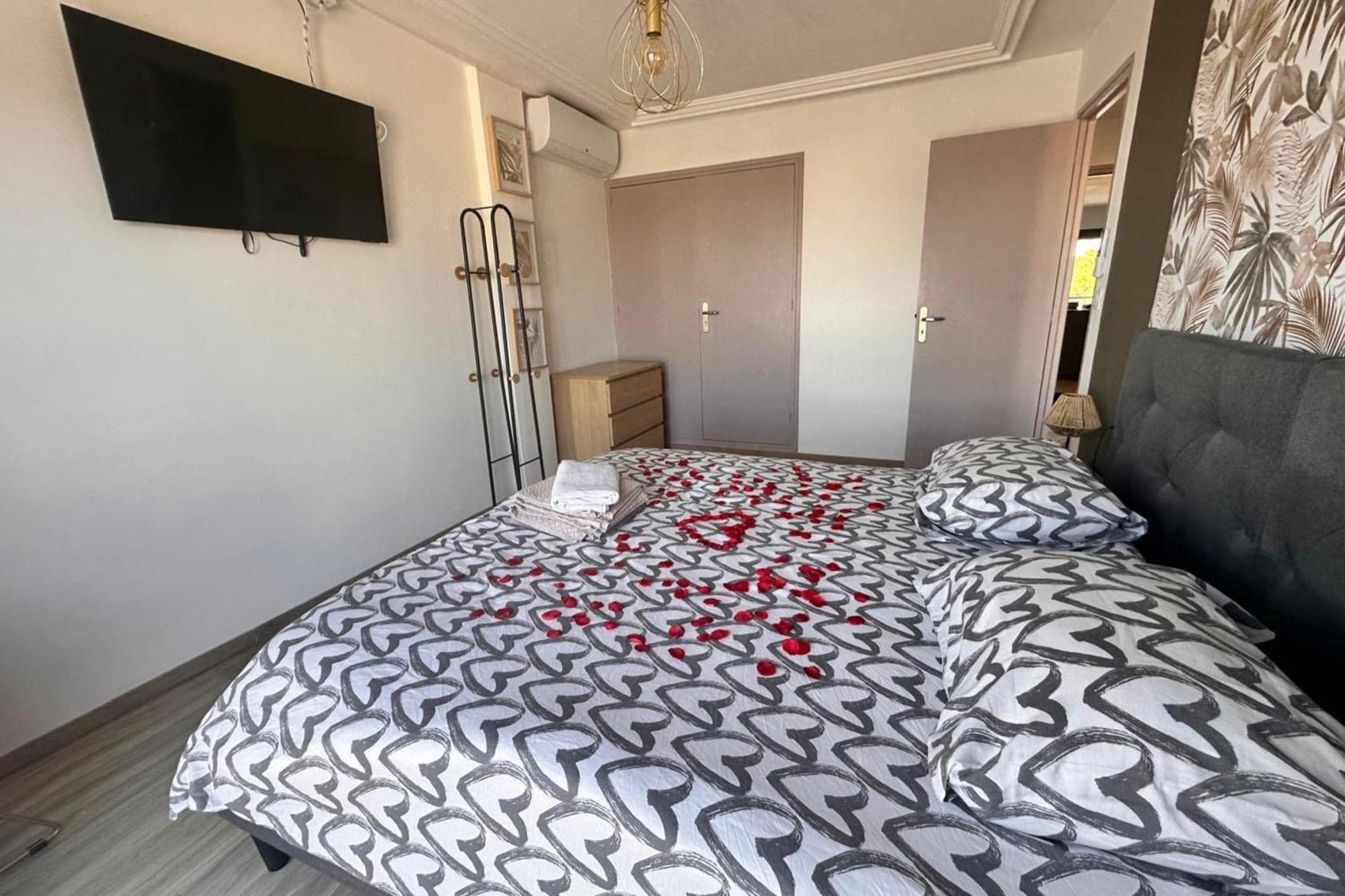 Le Mistral Appartement Standing Avec Vue Mer Exceptionnelle En 1Ere Ligne ル・グロー・デュ・ロワ エクステリア 写真