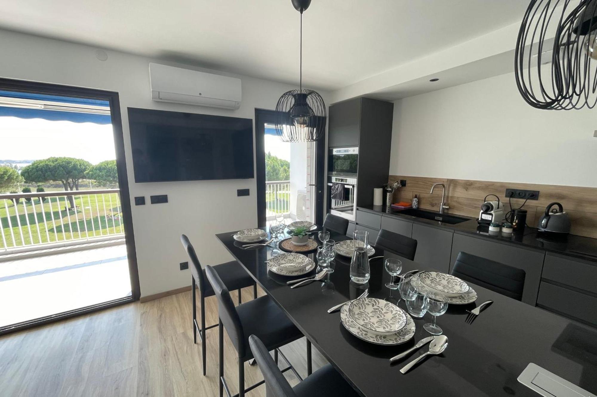 Le Mistral Appartement Standing Avec Vue Mer Exceptionnelle En 1Ere Ligne ル・グロー・デュ・ロワ エクステリア 写真
